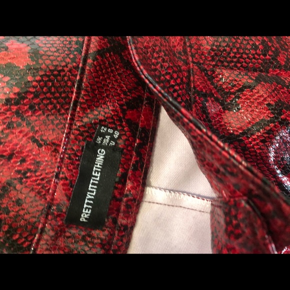 PrettyLittleThing Python Pants - Picture 3 of 4